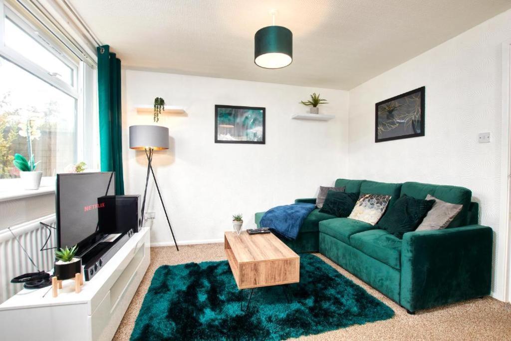The Emerald House Of Manchester - Garden - Parking Exteriör bild